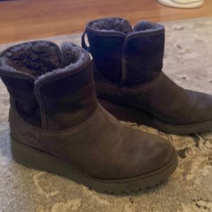 Grey uggs